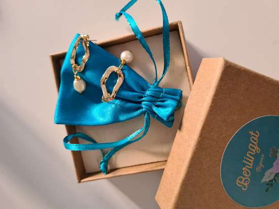 Boite cadeau en forme de bonbon - Bijoux Lilou